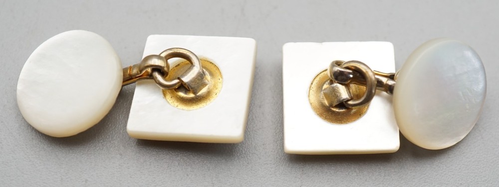 WWII Army Medical Corps Doctor Sea Shell Cufflinks Set RARE