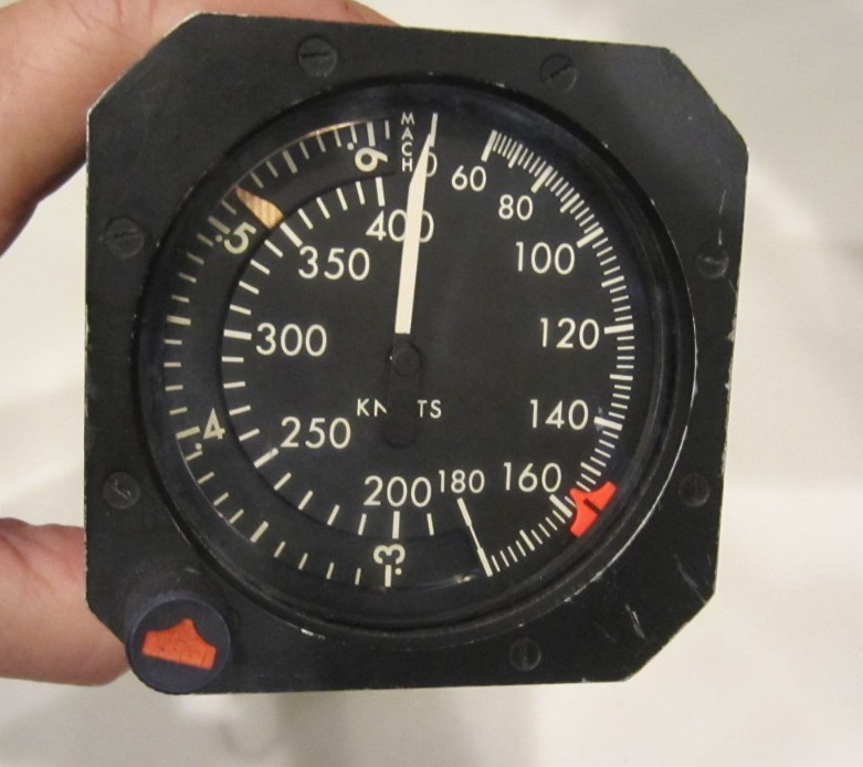 MAXIMUM ALLOWABLE AIRSPEED MACH INDICATOR SABRELINER P/N 25850-213
