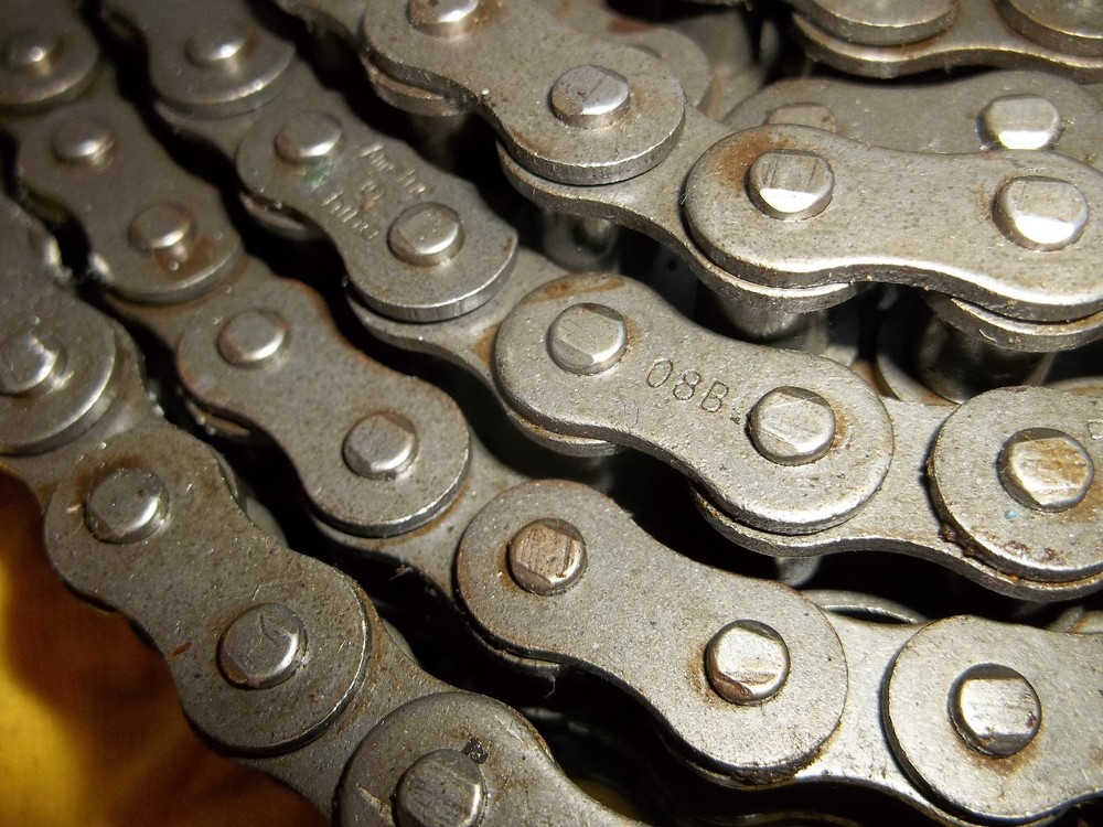 NEW NO BOX AMETRIC 08B 10' DOUBLE ROLLER CHAIN (O6)