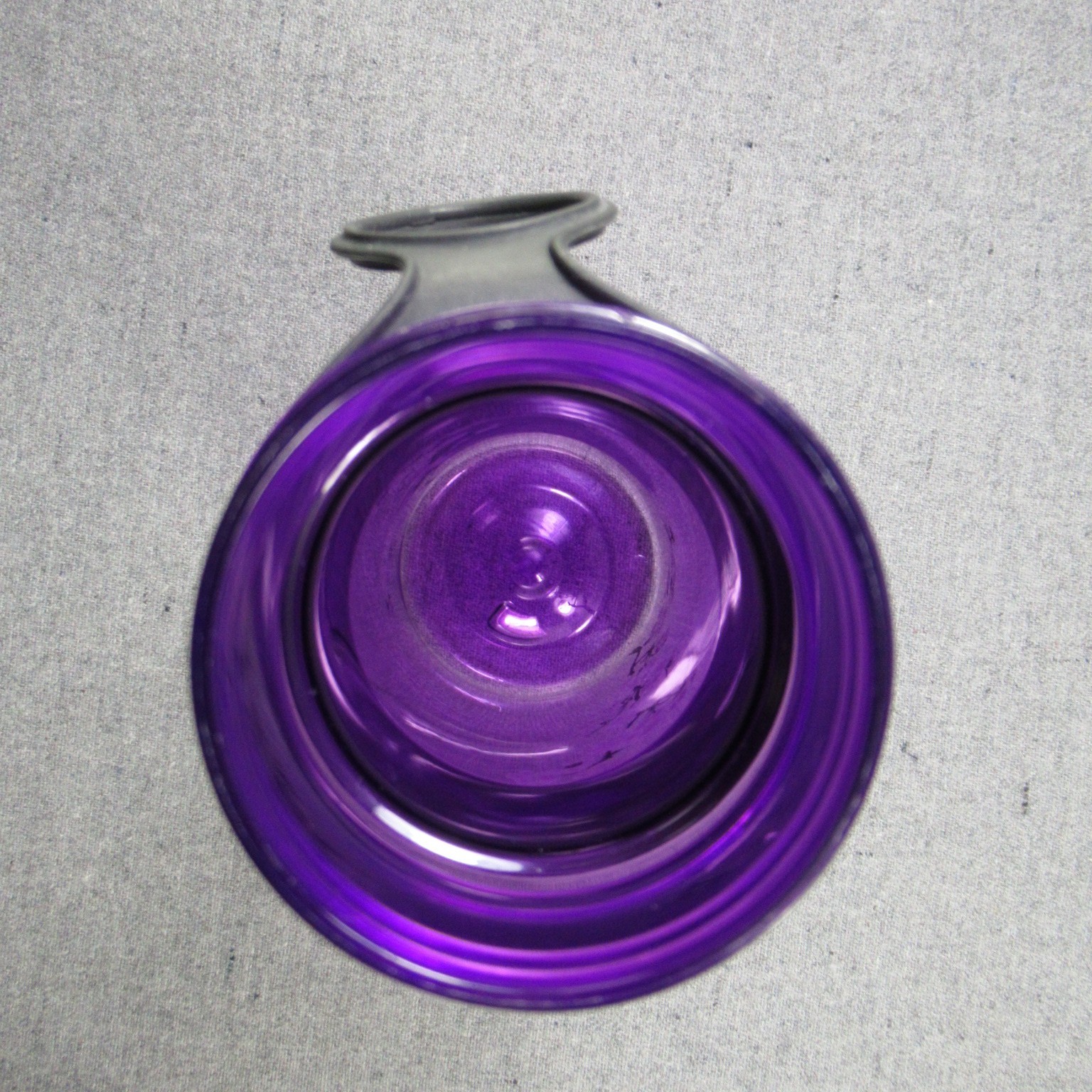 Rubbermaid Design Series Chug 20 Oz Water Bottle Flip Top Flowers Purple Gray