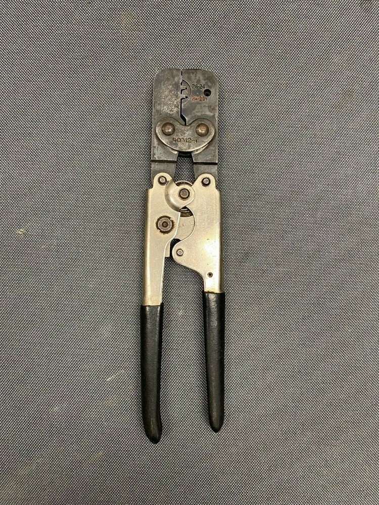 AMP Tyco 90312-1 Hand Crimp Crimping Tool