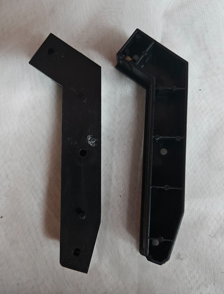 ROLAND KR-75 Keyboard Internal Side Support Brackets Pair