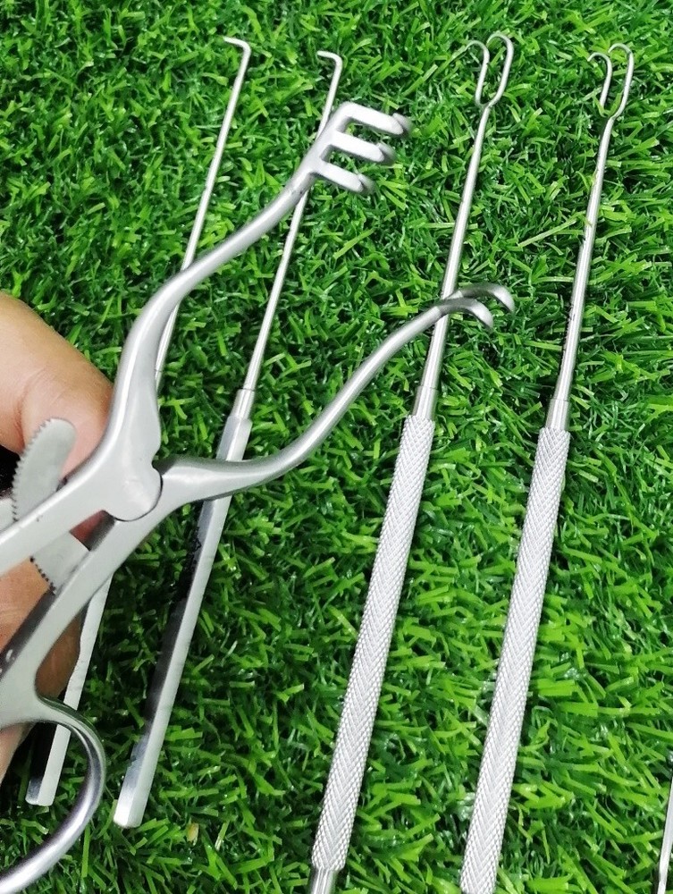 26pcs Basic General Hand Palm Wrist Surgery Plastic & Veterinary Instruments Set