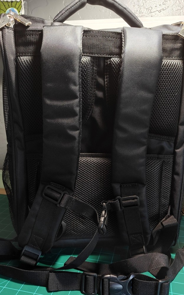 Pet Backpack Kenneth Cole Reaction, NWOT