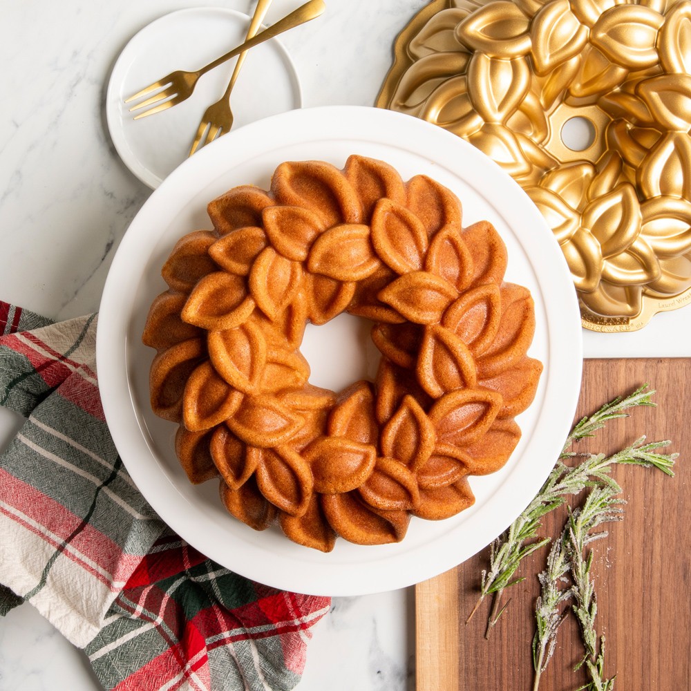 Nordic Ware Laurel Wreath Bundt® Pan