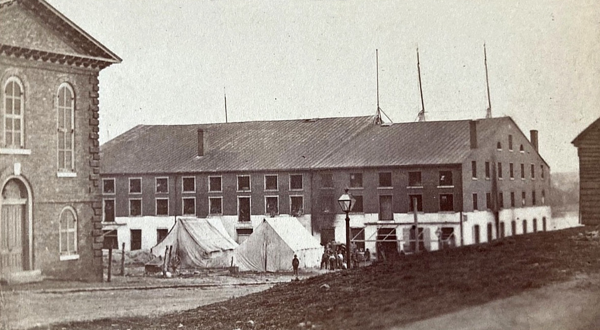 RARE! CIVIL WAR CONFEDERATE LIBBY PRISON w/ PRISONERS RICHMOND,VA CIRCA APR 1864