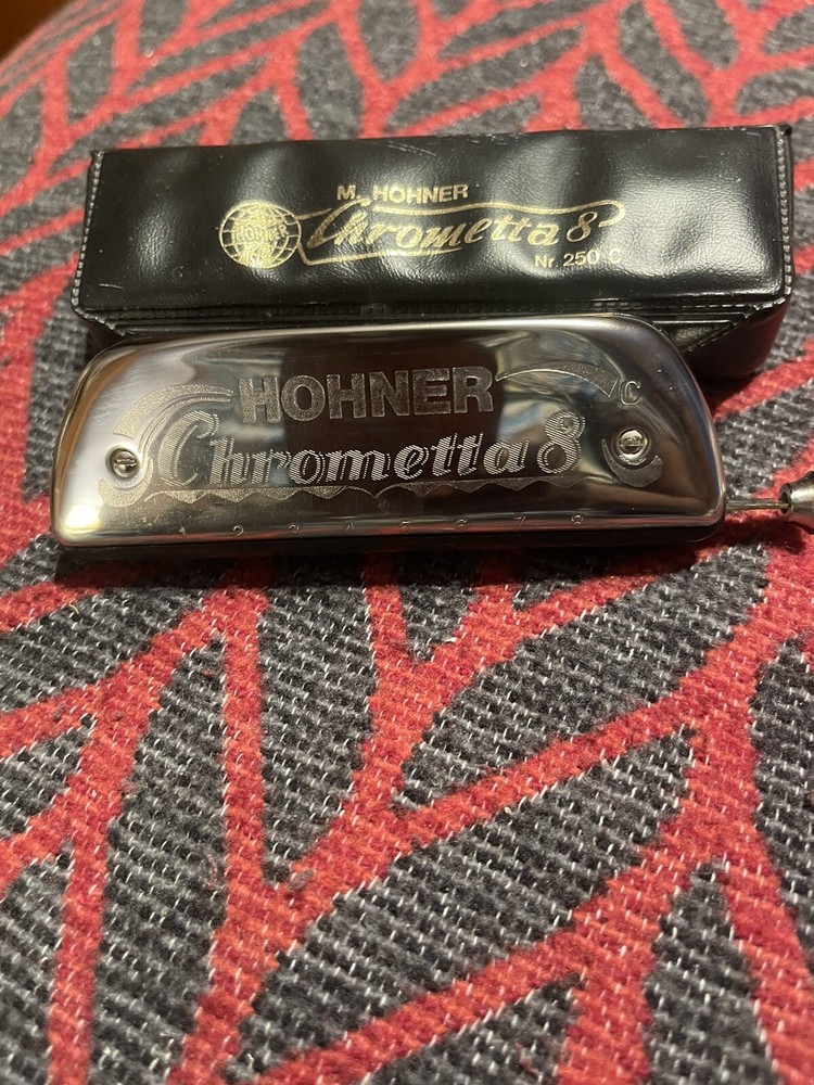 M. Hohner Chrometta 8 Nr 250 C Harmonica