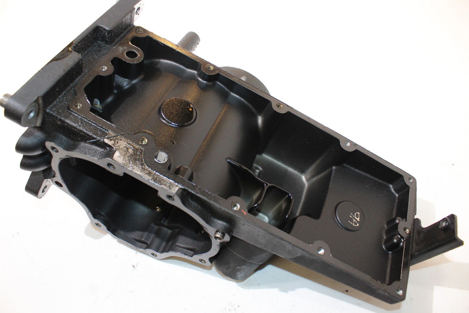 2010 Harley-Davidson Road Glide FLTRX Transmission Gearbox Cases Housing