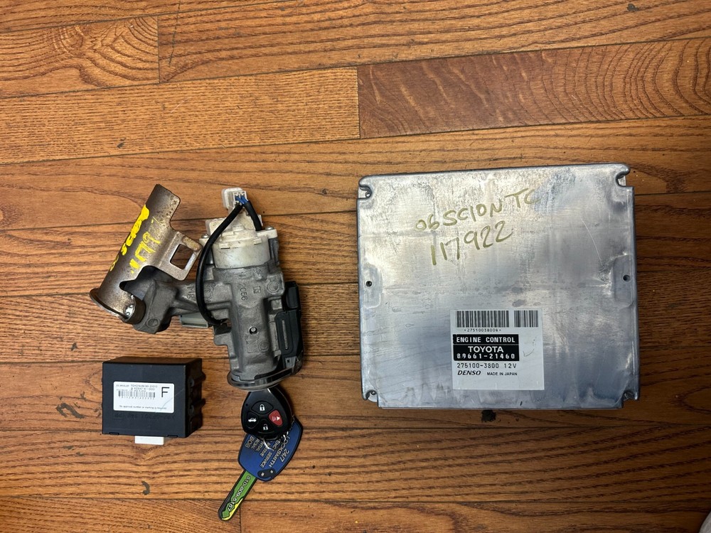 2006 SCION TC OEM A/T Engine Computer Ignition Switch Immobilizer Module w/Key