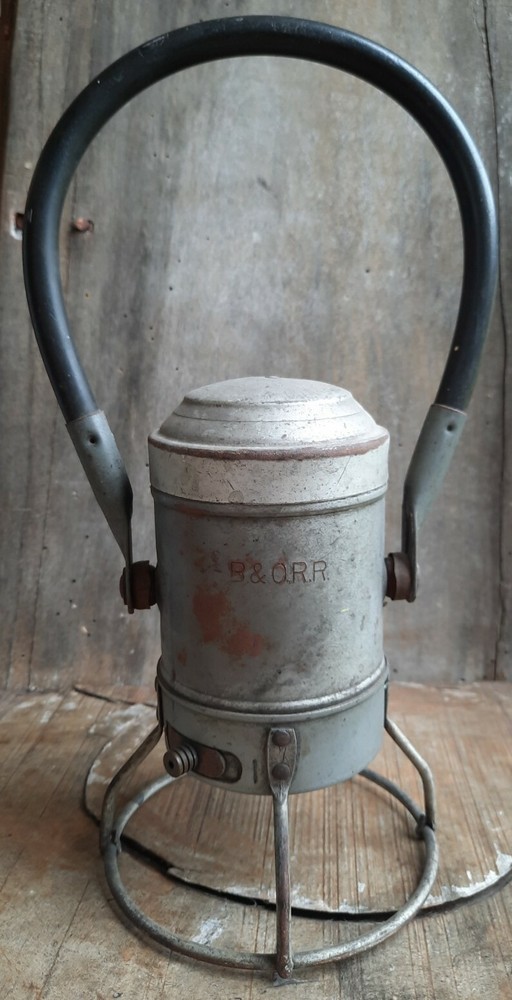 Rare B&O RR STAR HEADLIGHT & LANTERN CO. Railroad Signal Flashlight signed mark