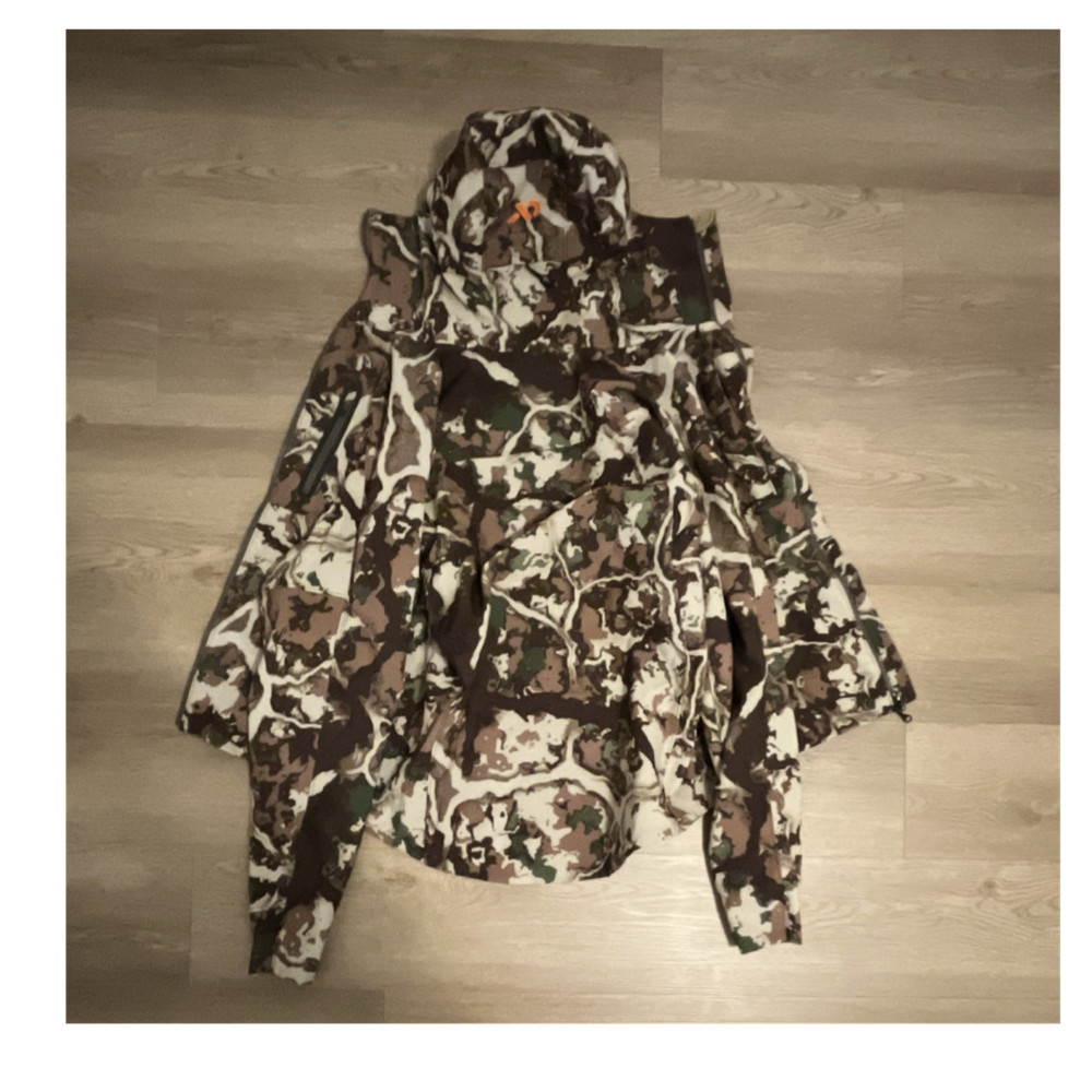 First Lite Catalyst Softshell Hunting Jacket Medium