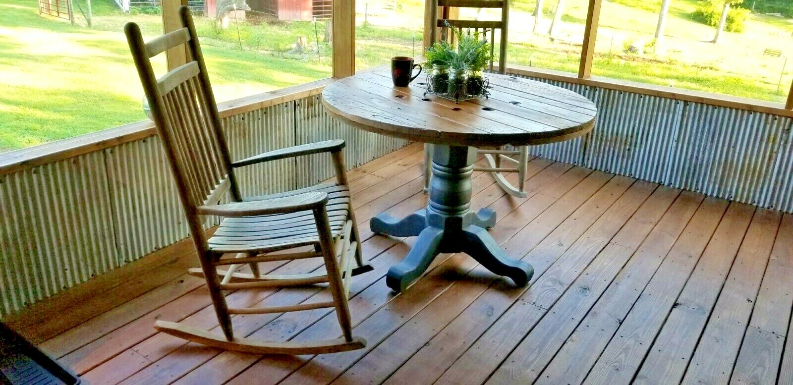 (30 sq.ft.) 5 pcs 3' x 2' MIX COLOR RECLAIMED CORRUGATED METAL BARN ROOFING TIN