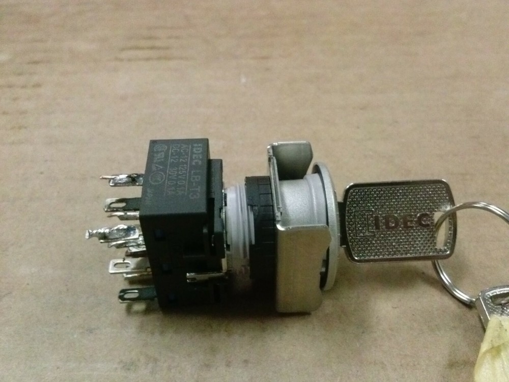 IDEC LB-T3 LB Series Key Switch