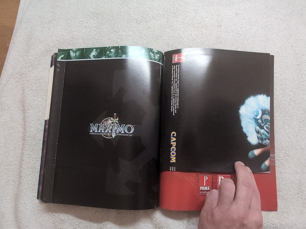 Maximo Ghosts to Glory 2001 Prima Official Strategy Guide WITH POSTER Capcom