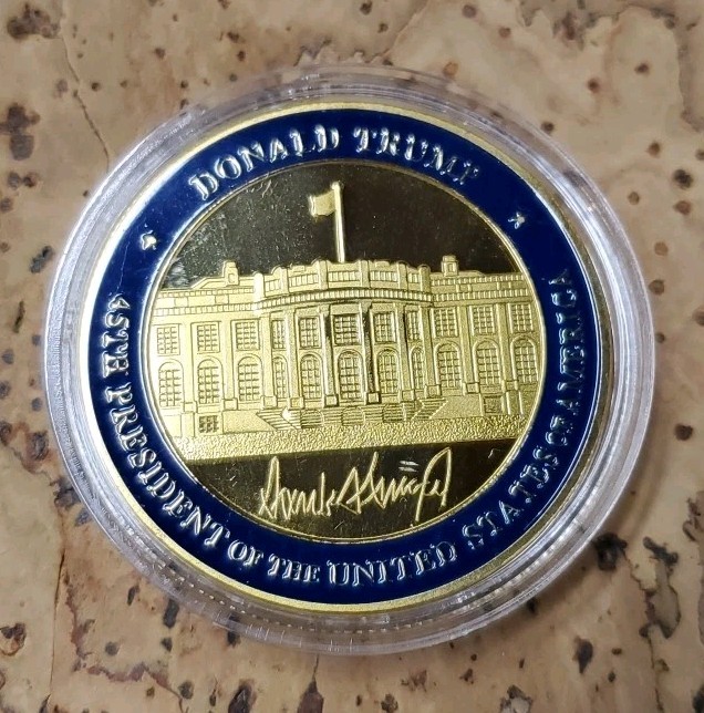 U.S. 45th President Donald Trump Challenge Coin - White House Presidential Seal