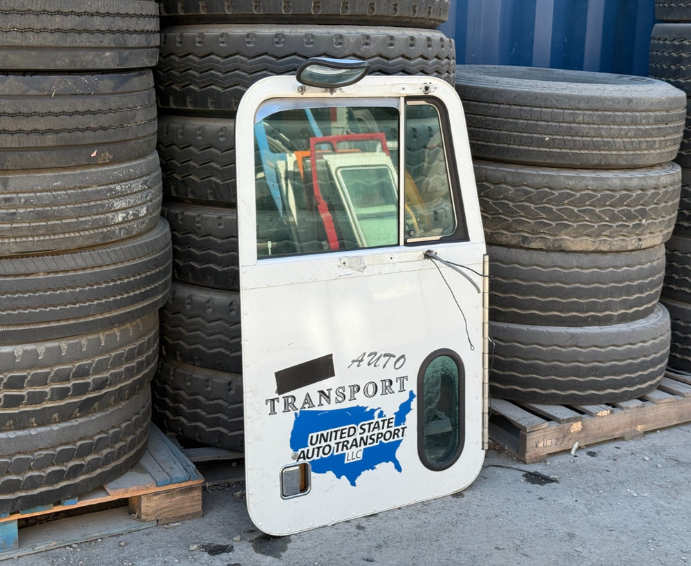 Peterbilt 379 Passenger Door Assembly