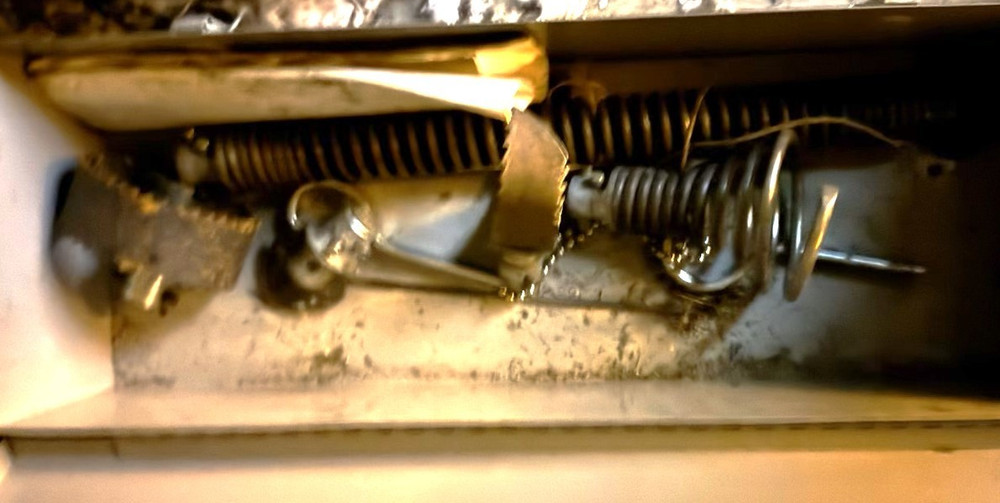 ELECTRIC EEL SECTIONAL DRAIN CLEANER C + 3 25 ft cable sections + attachments