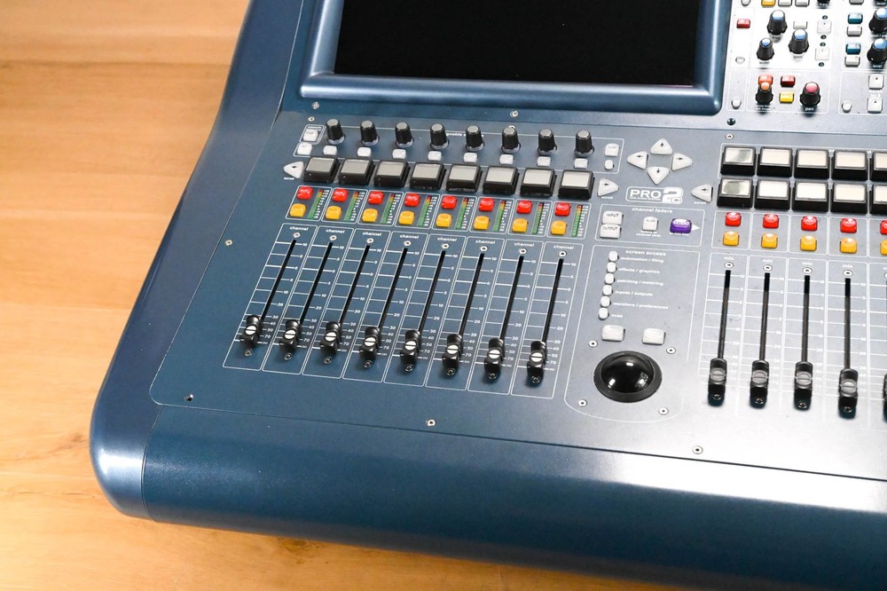 Midas PRO2C Live Digital Audio Mixing Console CG01WT7