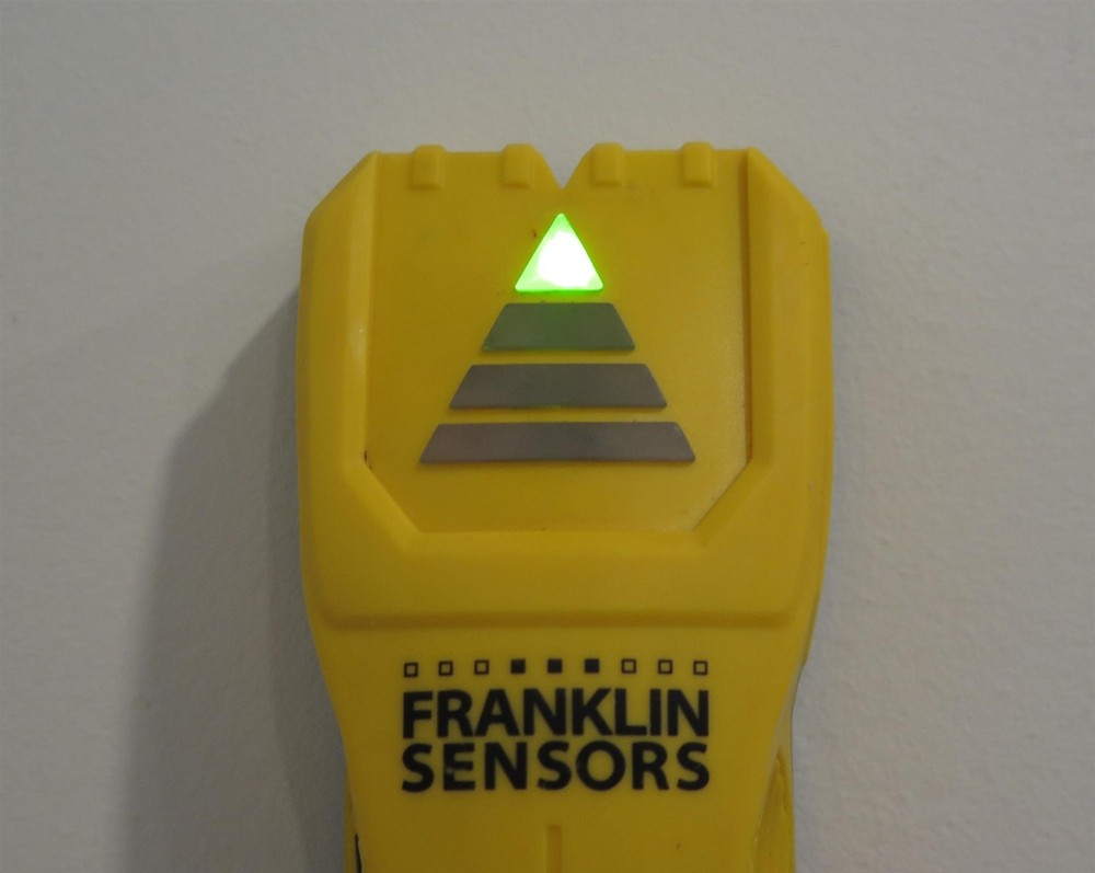 Franklin Sensors M10 Stud Finder / Sensor 1" Depth Detection