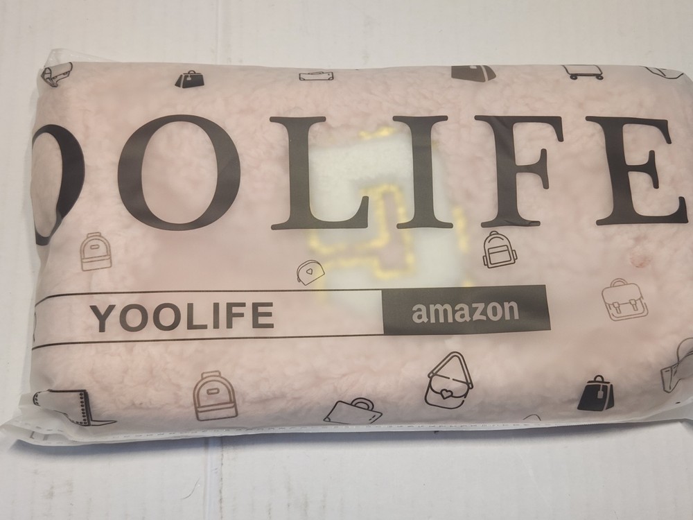 Yoolife Amazon Fuzzy Initialed Makeup Bag