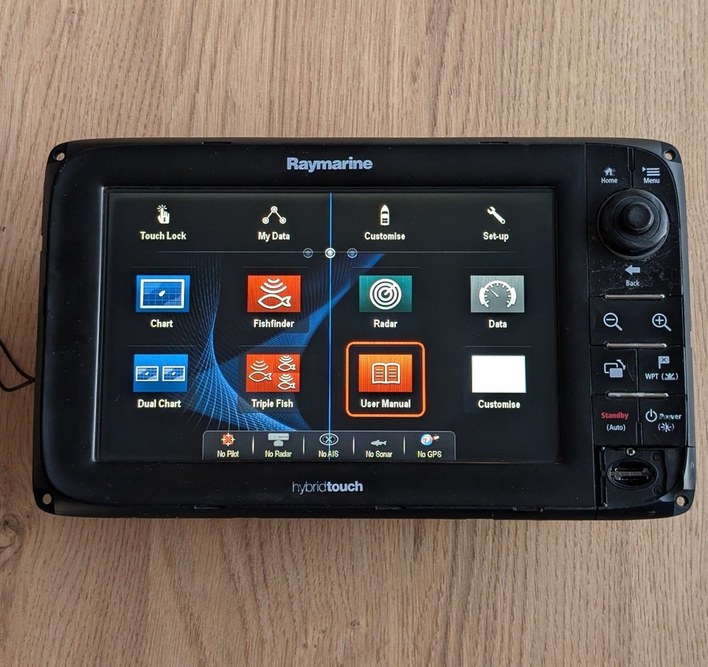 Raymarine e95 Hybrid Touchscreen Multifunction Display model: E70021