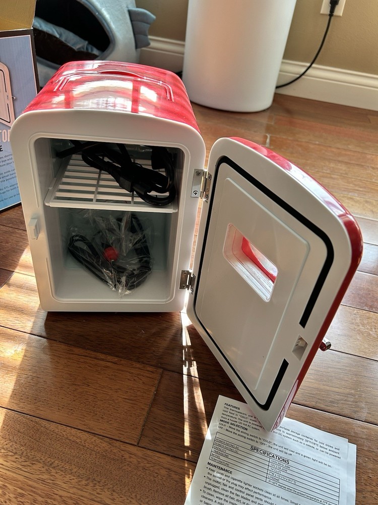 Red Classic Style Mini Refrigerator