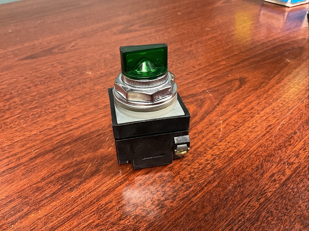 GE Selector Switch 3Pos Green | CR104PSL34G00S2 |