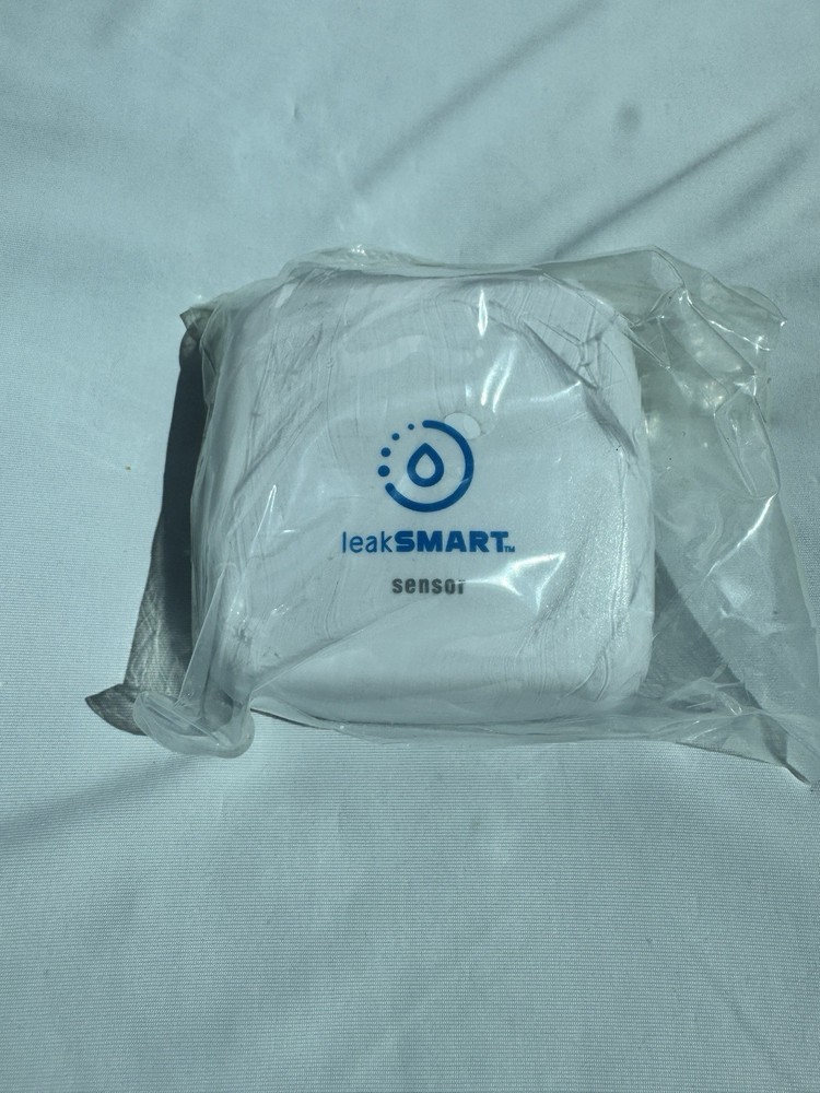 New LeakSMART Temperature Sensor Wink Waterproof B3