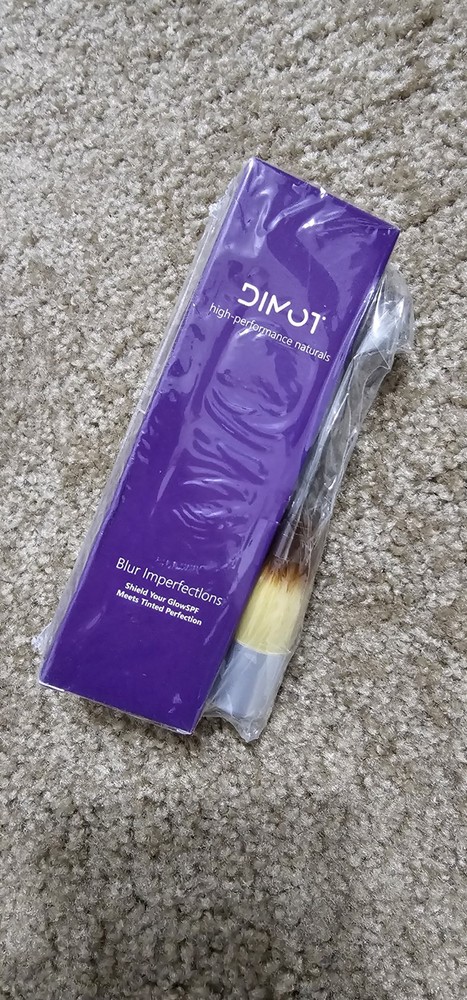 Dimot High Performance Naturals Blur Imperfections