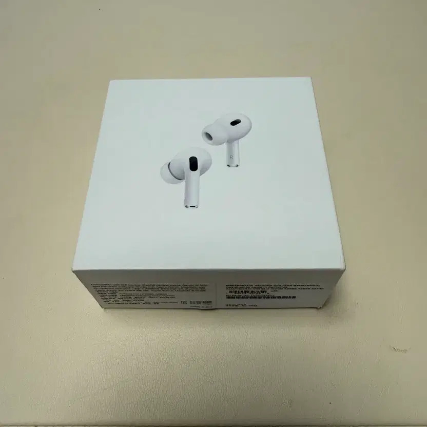 Apple AirPods Pro 2nd Gen Full Package Pre-Owned