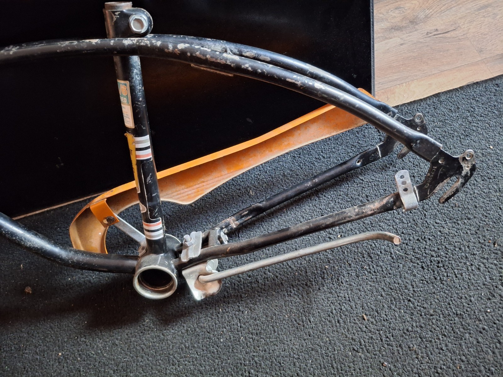 Huffy Muscle Bike 20" Frame Set Og Paint Cheater Slick Dragster Gremlin