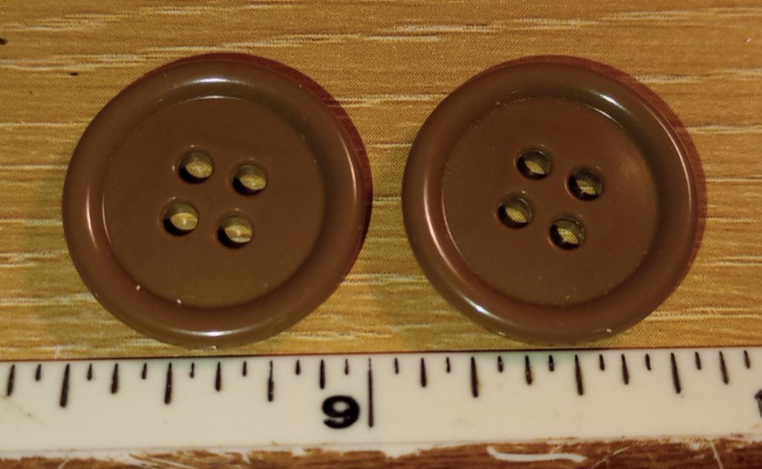 WW2 US khaki colored 3/4" inch sew-through buttons, 2