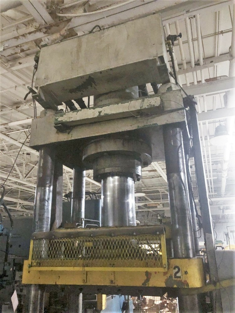 220 / 200 Ton Rodgers Press • Compression Molding Machine • 24" Stroke