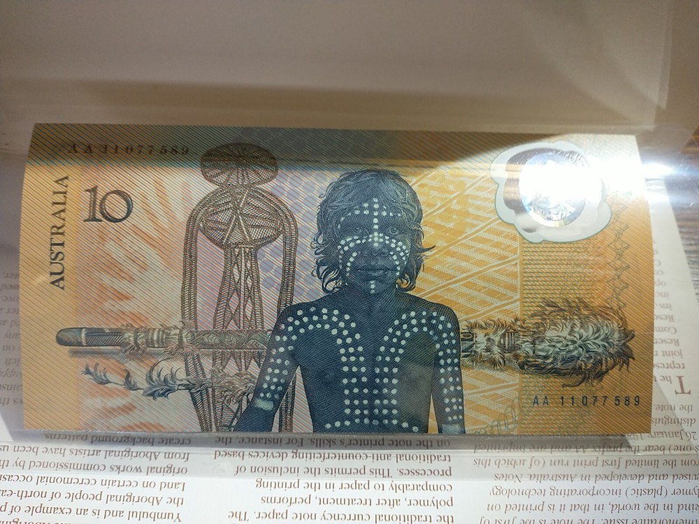 1988 $10 FRASER/JOHNSTON FIRST POLYMER NOTE FOLDER REPUTED No AA 11077589