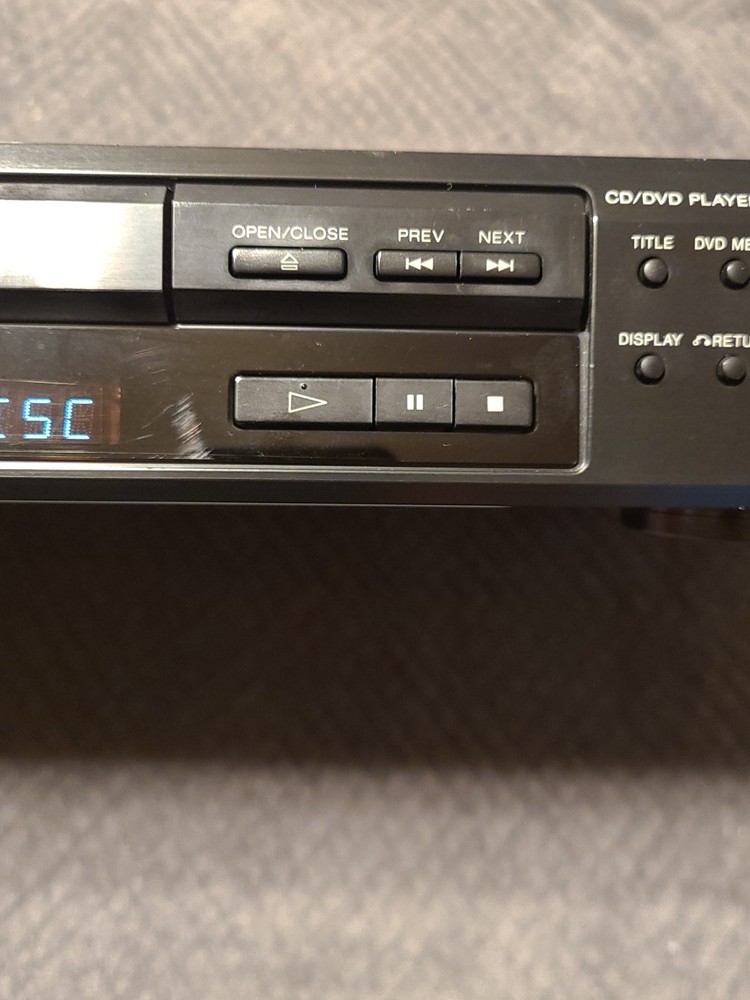 Sony DVP-S560D CD/DVD Player Tested/Working No Remote