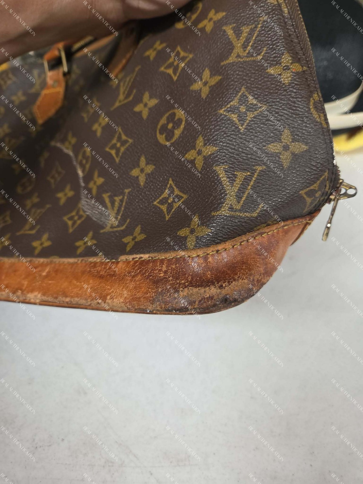 Authentic Louis Vuitton Alma PM Monogram Handbag Vintage 1980s Real Auth