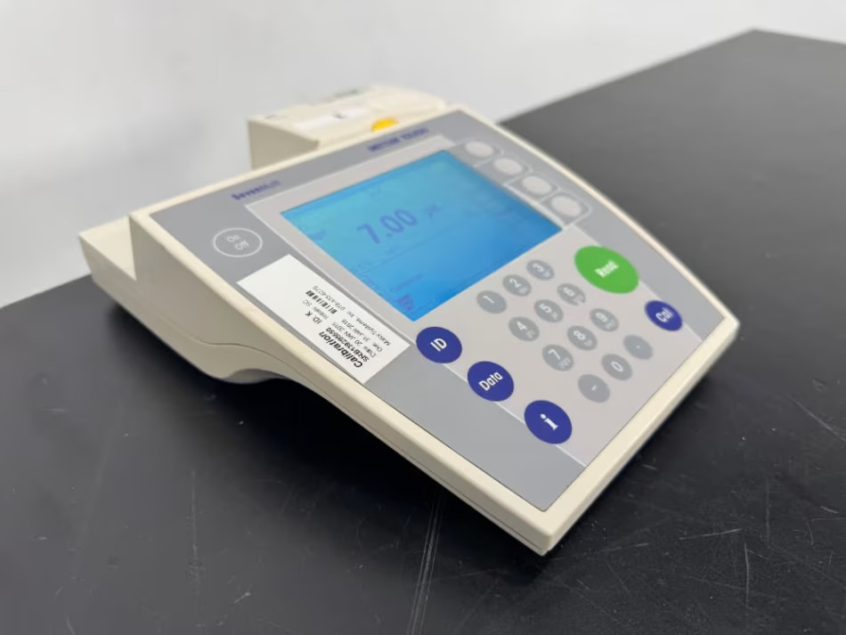 Mettler Toledo SevenMulti pH/Conductivity Meter