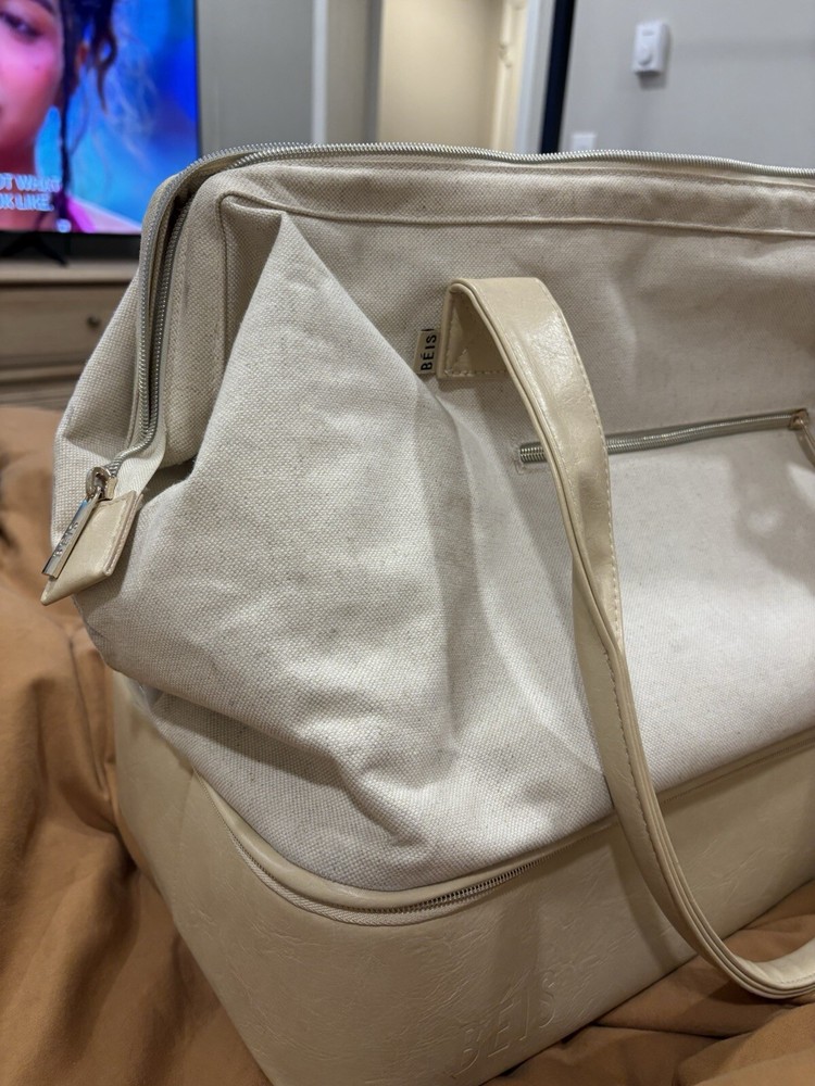 BEIS Weekender Bag In Cream/Tan
