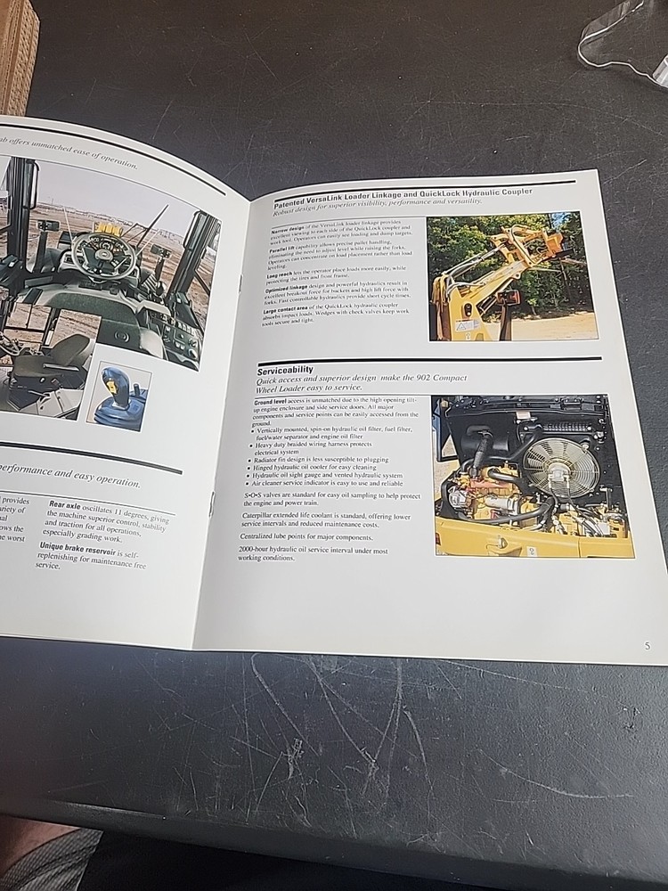 Caterpillar 902 Compact Wheel Loader Brochure