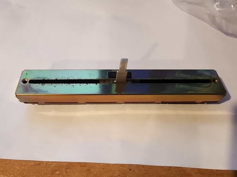 Technics 1200MK2 Pitch Fader