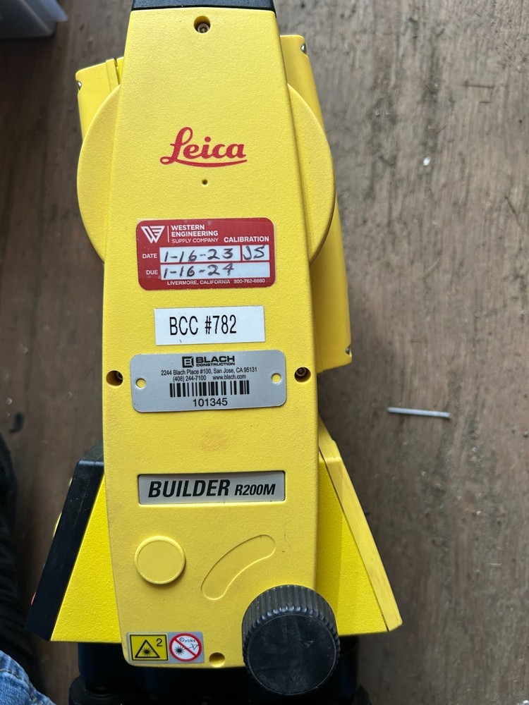 Leica Builder Theodolite, R 200M