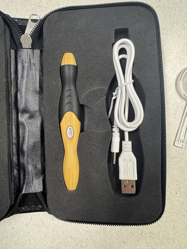 Crochet Hook Set with Interchangeable Hook Sizes and Built-in Light