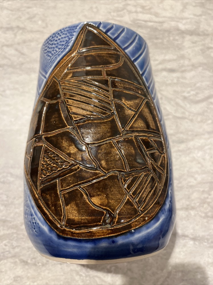 T. Lauder Northwoods Studio Art Pottery Vase
