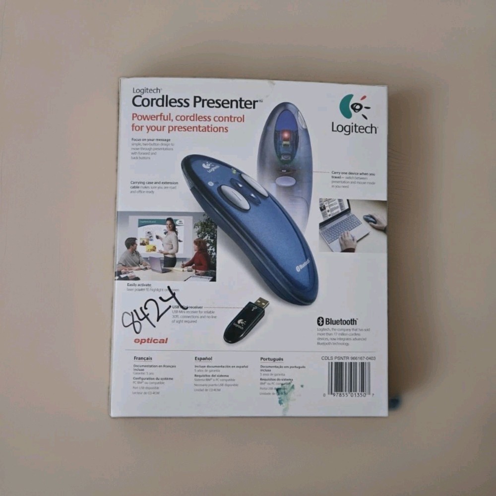 Logitech Cordless Presenter Bluetooth Laser Pointer Mouse CDLS PSNTR 966167-0403