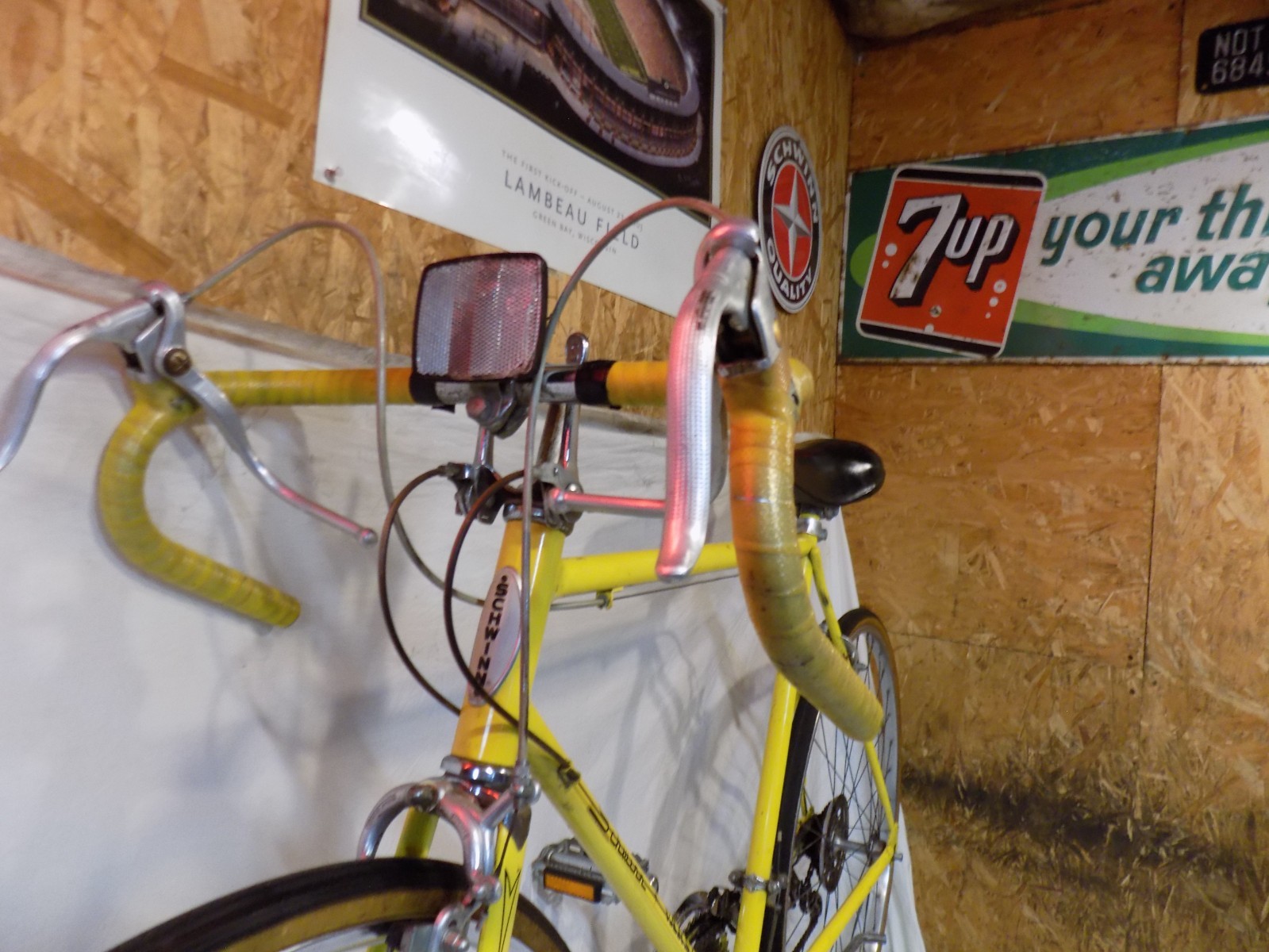 1975 SCHWINN VARSITY MENS 10-SPEED ROAD BIKE VINTAGE CONTINENTAL KOOL LEMON 27