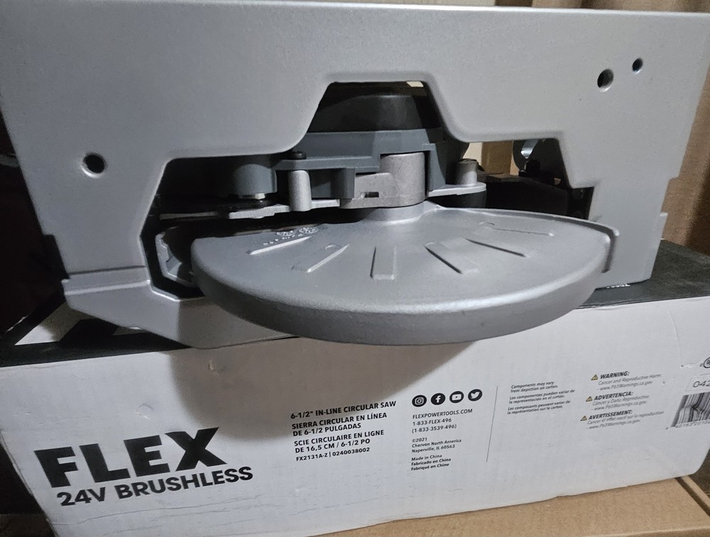 FLEX 24V 6-1/2" Cordless Circular Saw