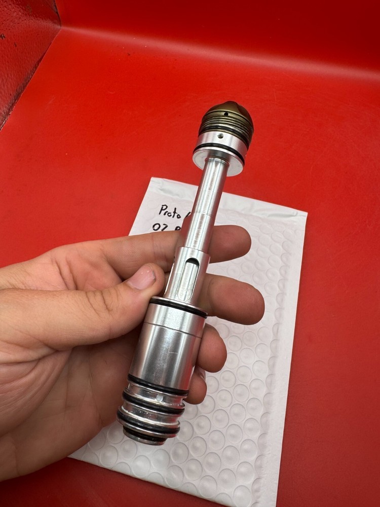 Proto/Dye 07 Rail Bolt/Engine