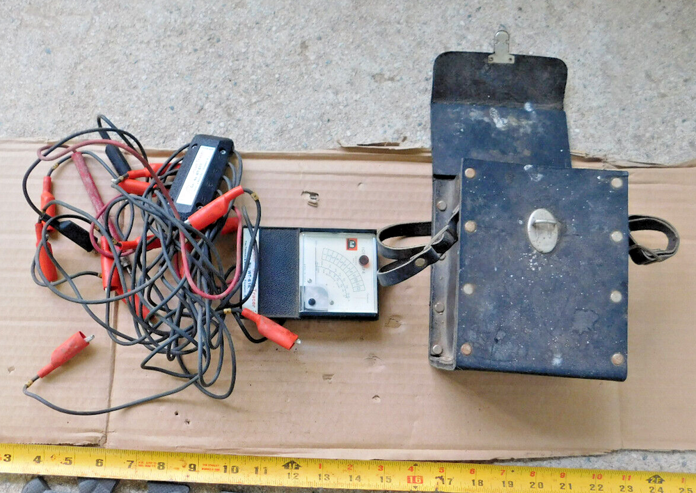 VINTAGE E-Z CODER ELECTRIC CIRCUIT TRACER WITH MULTIPLE LEADS TESTER