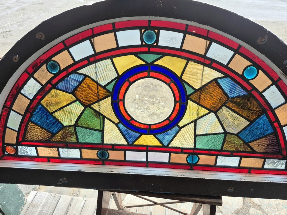 ANTIQUE STAINED GLASS ARCH WINDOW
