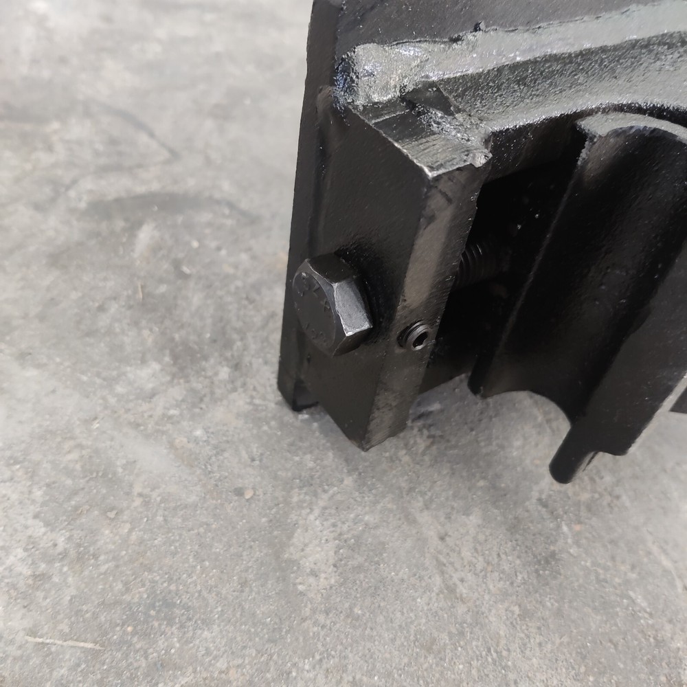 Quick Hitch: Attachment for Mini Excavators Excavator Quick Coupler